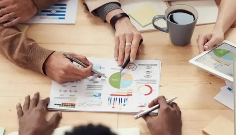 Crédito e Inadimplência: O Estado Atual das Pequenas Empresas no Brasil