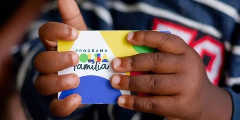 Pagamento do Bolsa Família de janeiro inicia para beneficiários com final 4