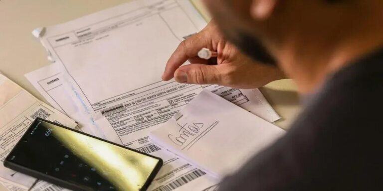 Salário Mínimo de R$ 1.621 Começa a Valer em 1º de Janeiro