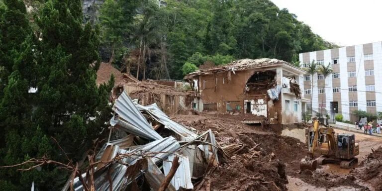 Presidente Lula em Minas Gerais: sobrevoo e apoio às cidades afetadas