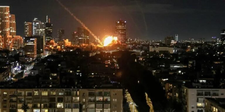 Conflito entre EUA e Irã: Ataques Aéreos e Consequências Mortais